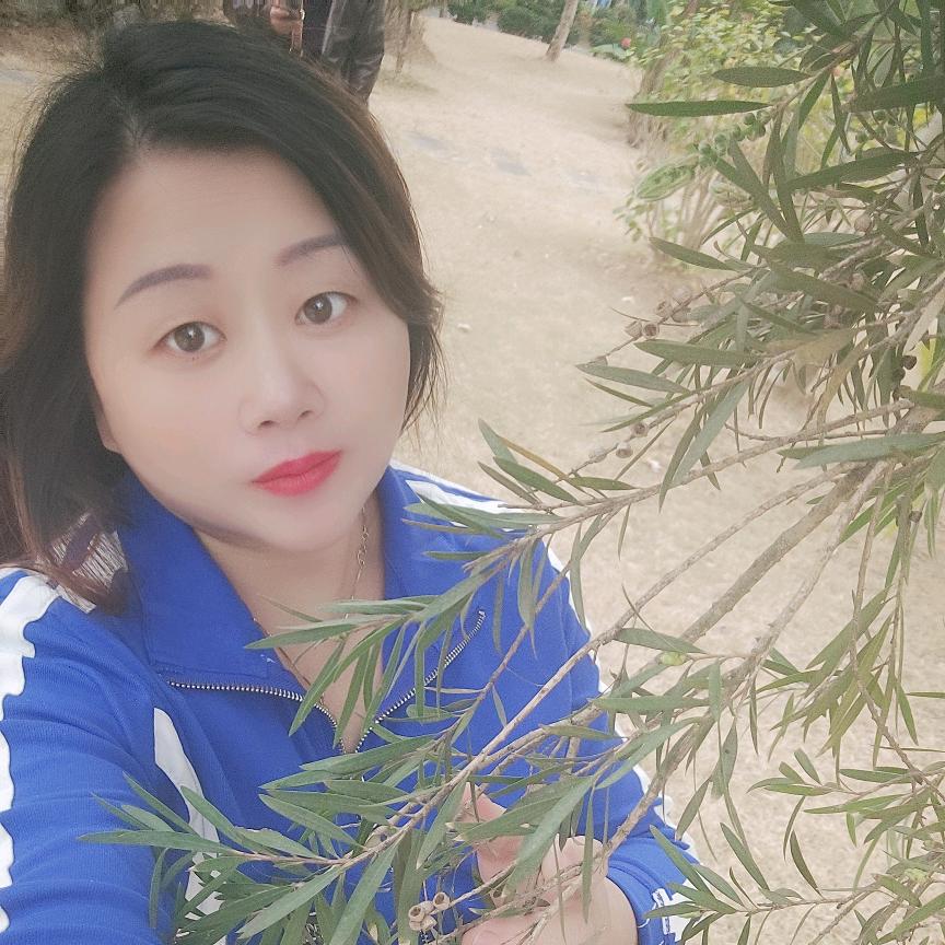 蒙秀丽
