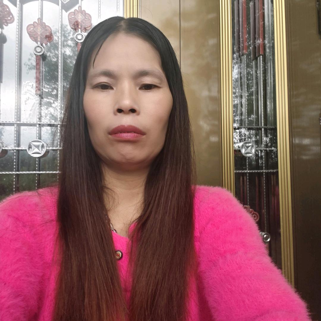 庹彩绒