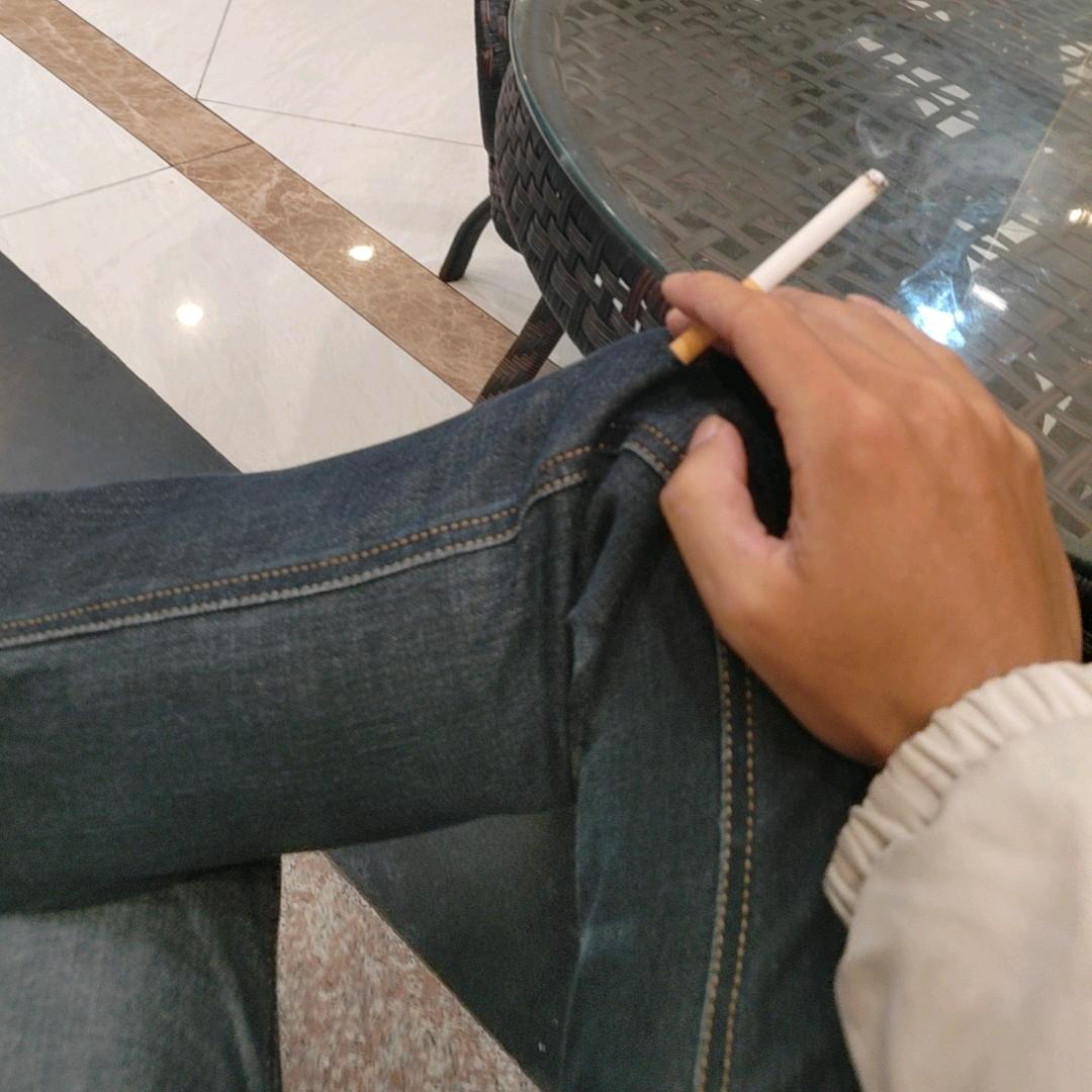男的