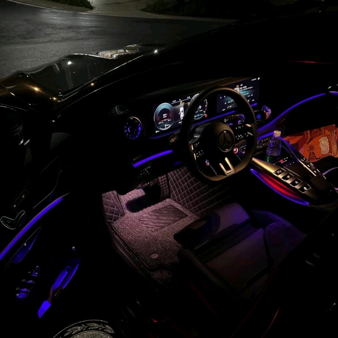 ▁倔强こ男孩う