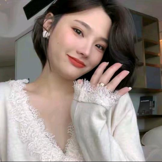 肉肉的金老板~微胖定制