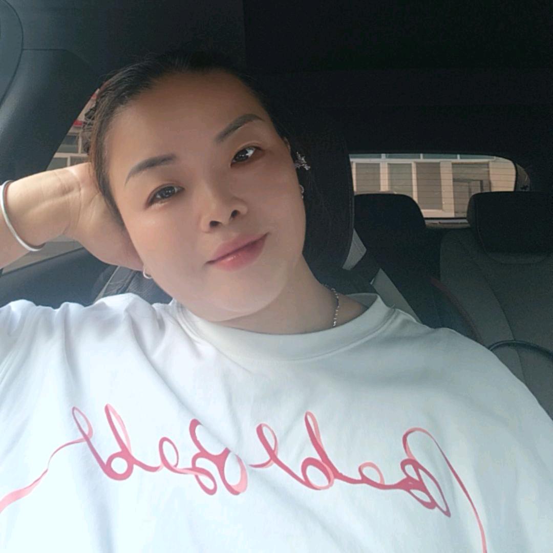西嬢嬢摆个摊