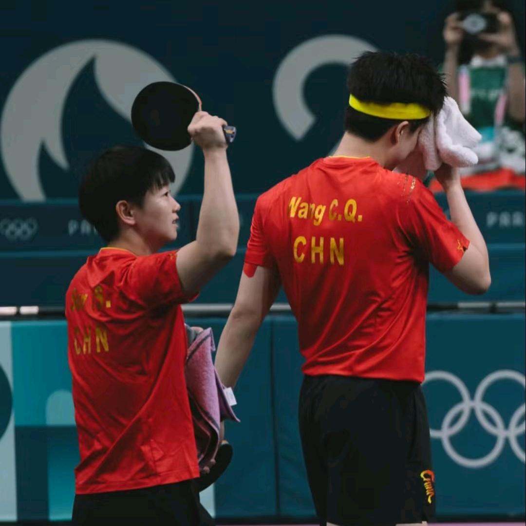 🦈🦁❤️晶晶🍟