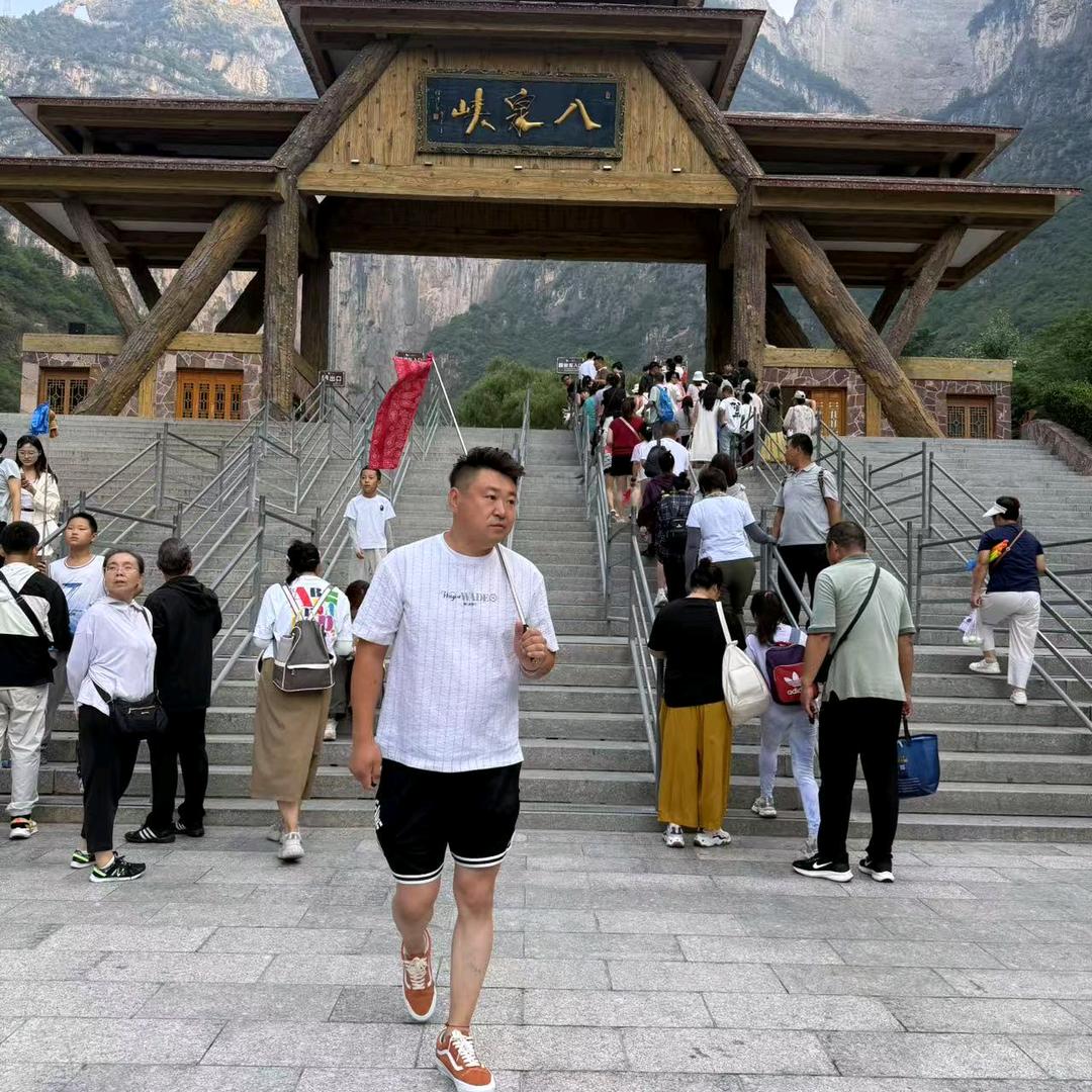 骑马高歌