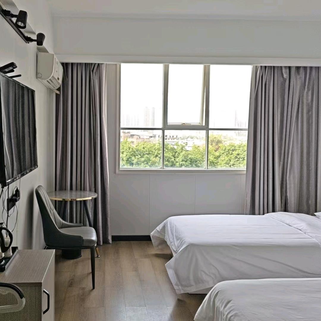 乐巢优品酒店（五一立交地铁站店）