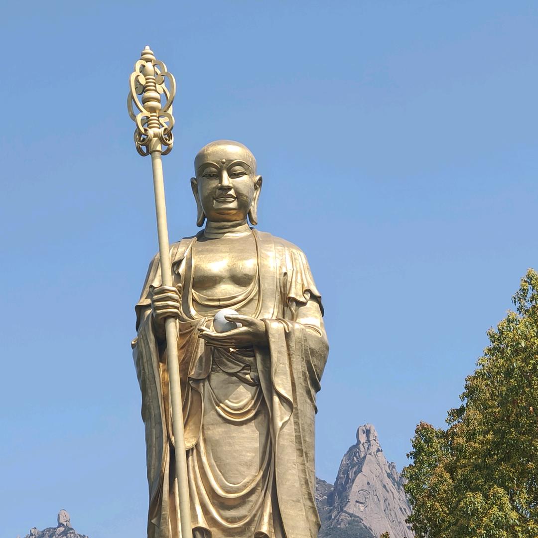 专业气车贴膜，包汽车真皮座椅，汽车装簧