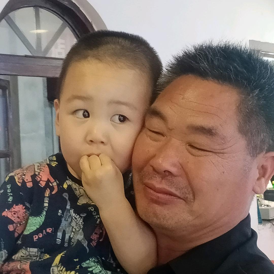 健哥（高价回收二手设备）