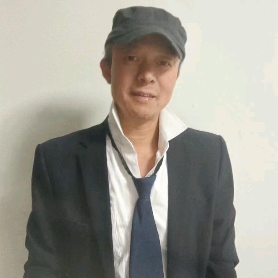 爱翻唱的大叔