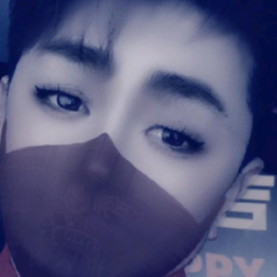 一身傲骨誓天地