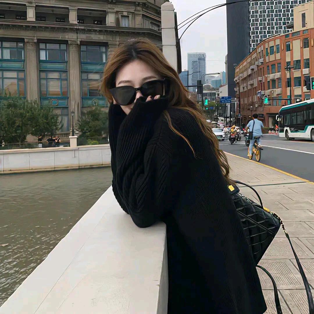 英子