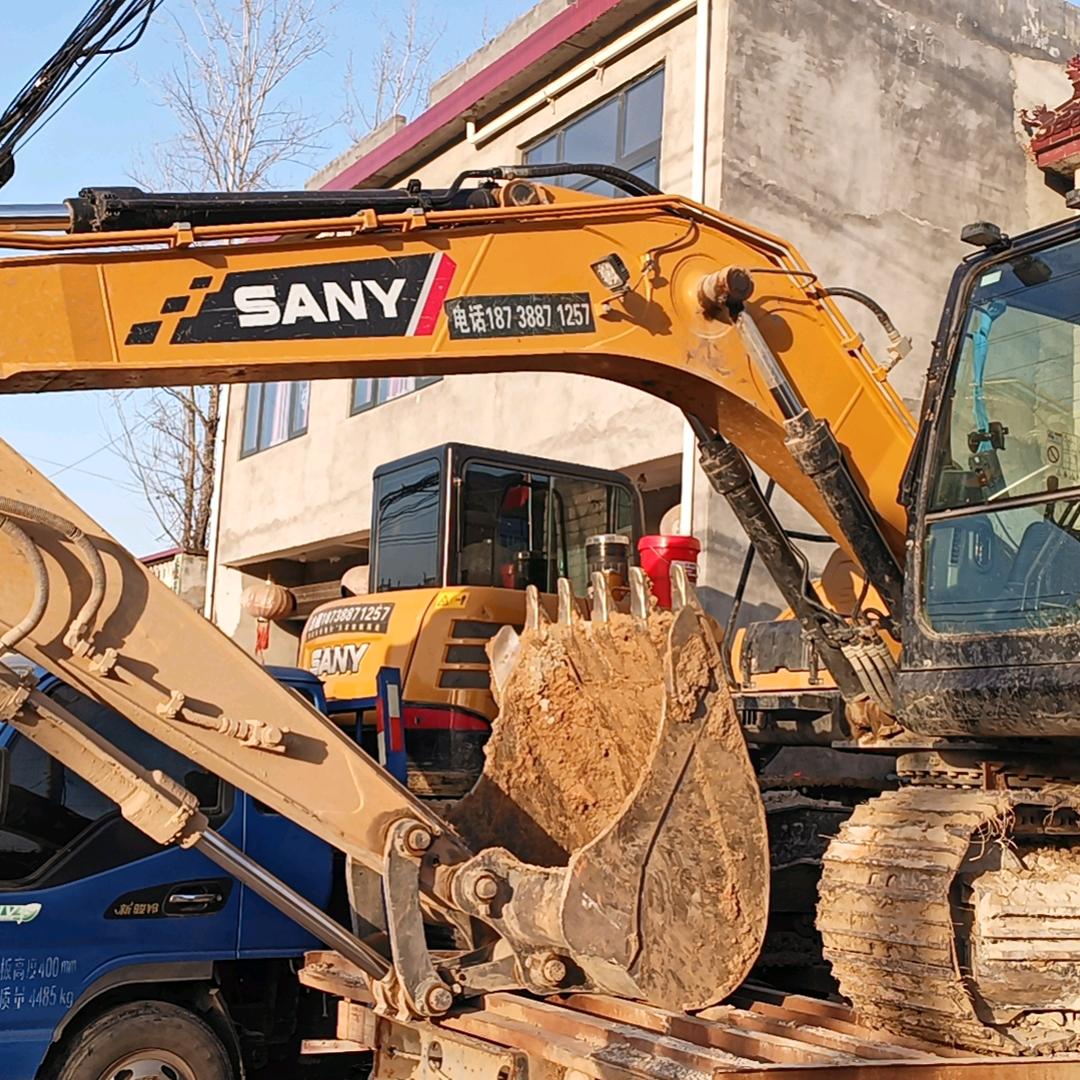 大中小挖机出租（向前 专业 拆房）