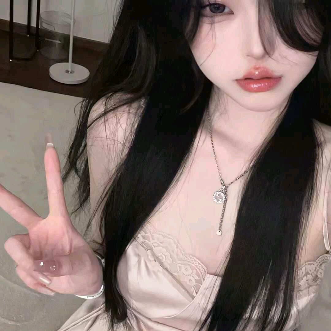 招姨.
