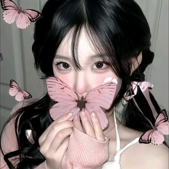 王落落