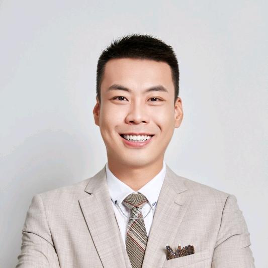 跟着杨亮老师学英语