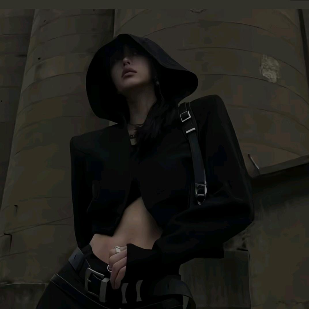 《绝爱艺术家》