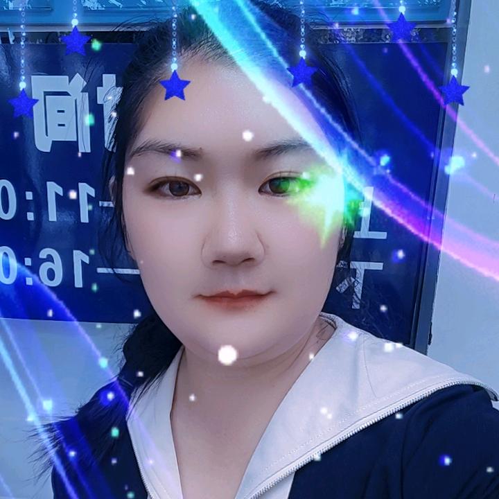 猪猪(｡･ω･｡)ﾉ♡