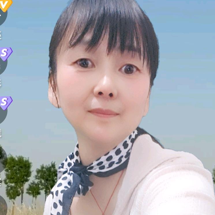 长兴秋霞服装