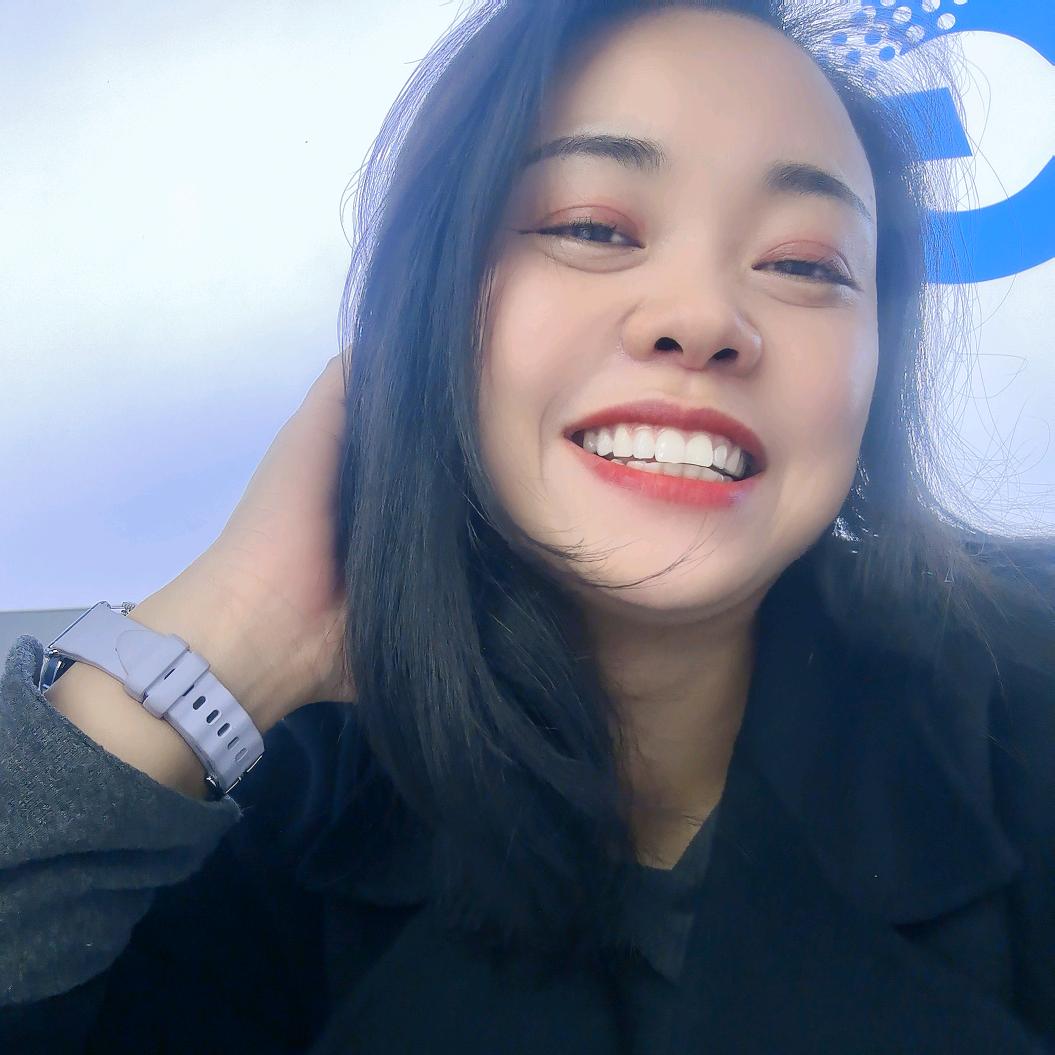 爱信张秀