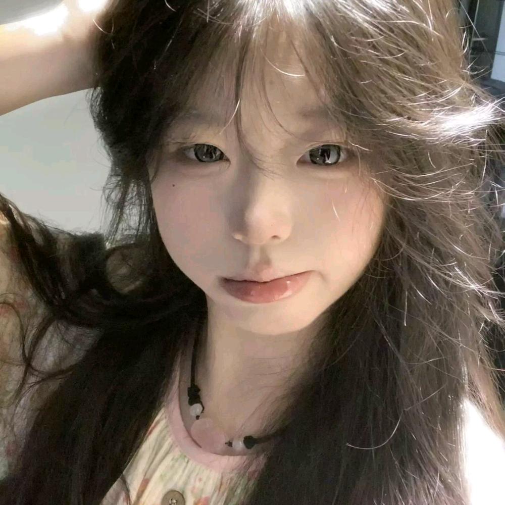 念念，爱吃汉堡🍔