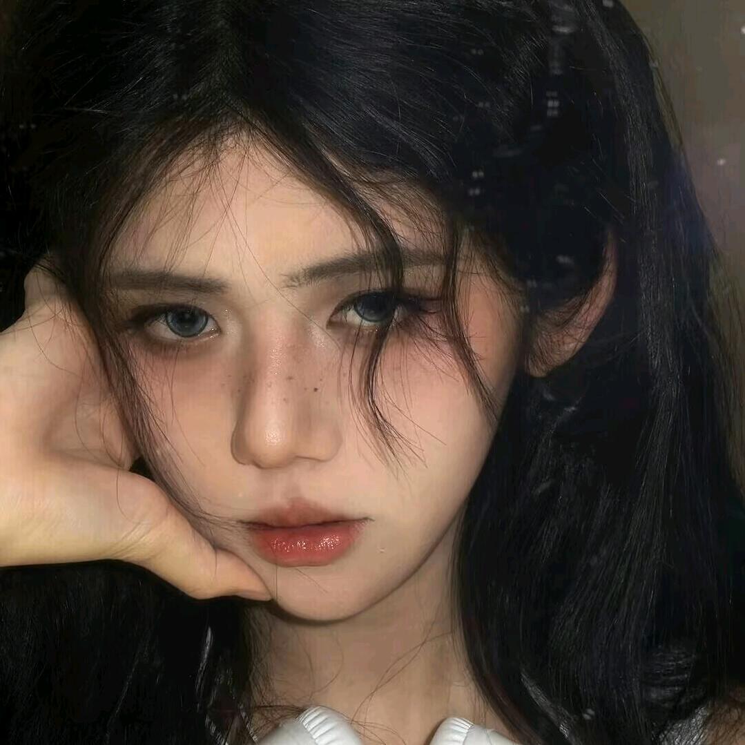 ¥
