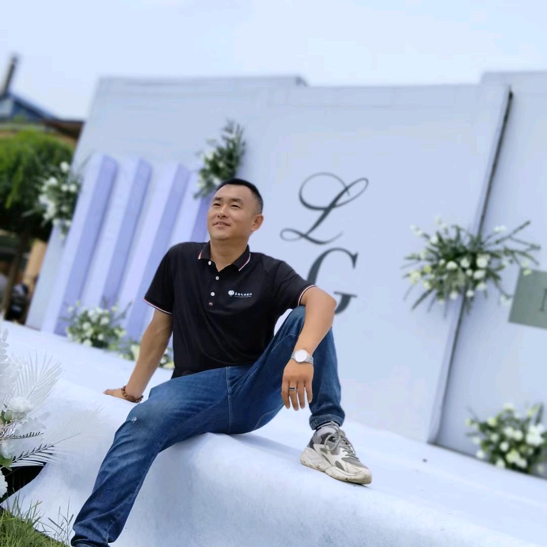 哈尔滨市双城区嘉彤气球花坊