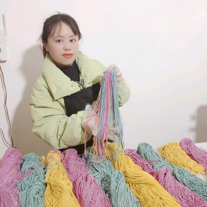 刘记手工生鲜水饺馄饨彩色面条