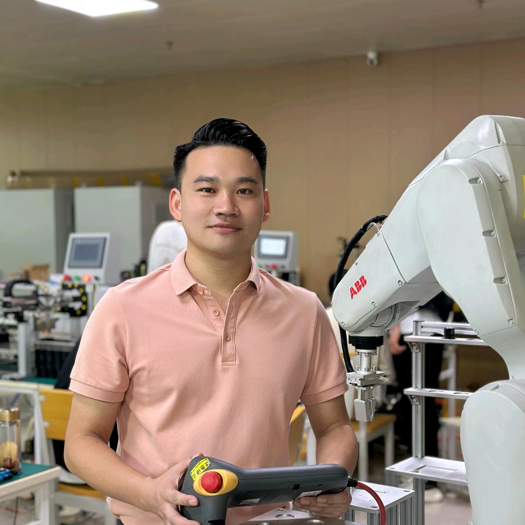 传鼎智能培训学校