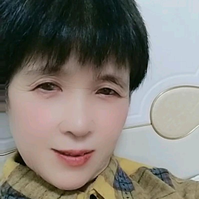 小灵姐12:15开播