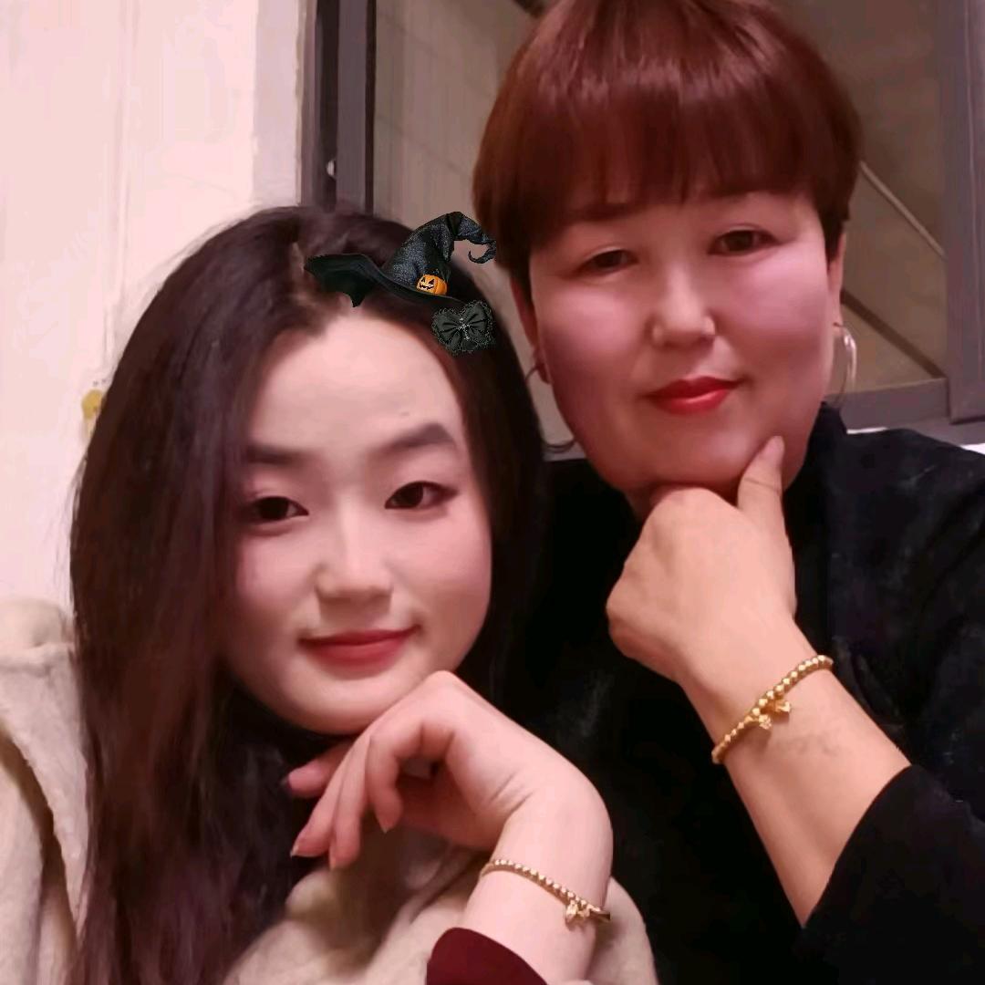 书菊靓衣方任固女装店