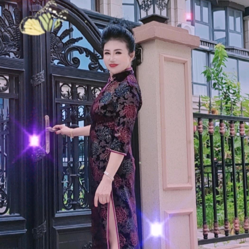 静若蔷薇