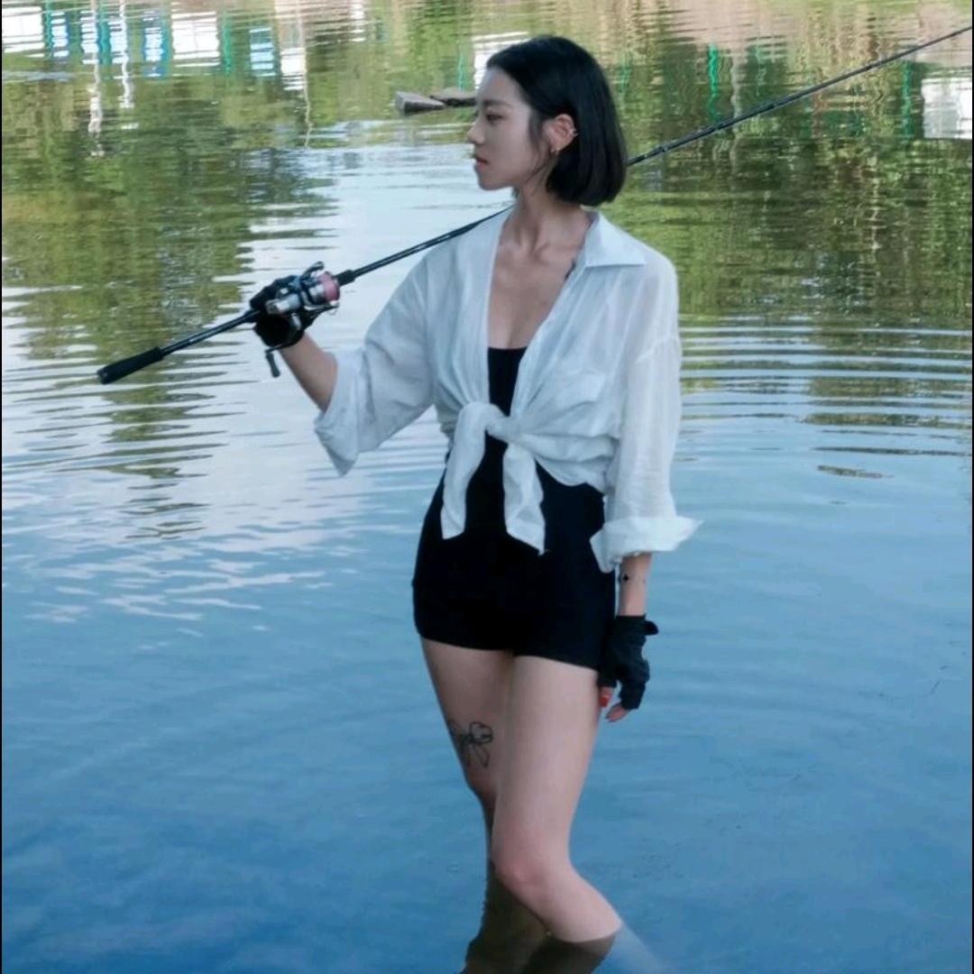 《威海》中兴路亚