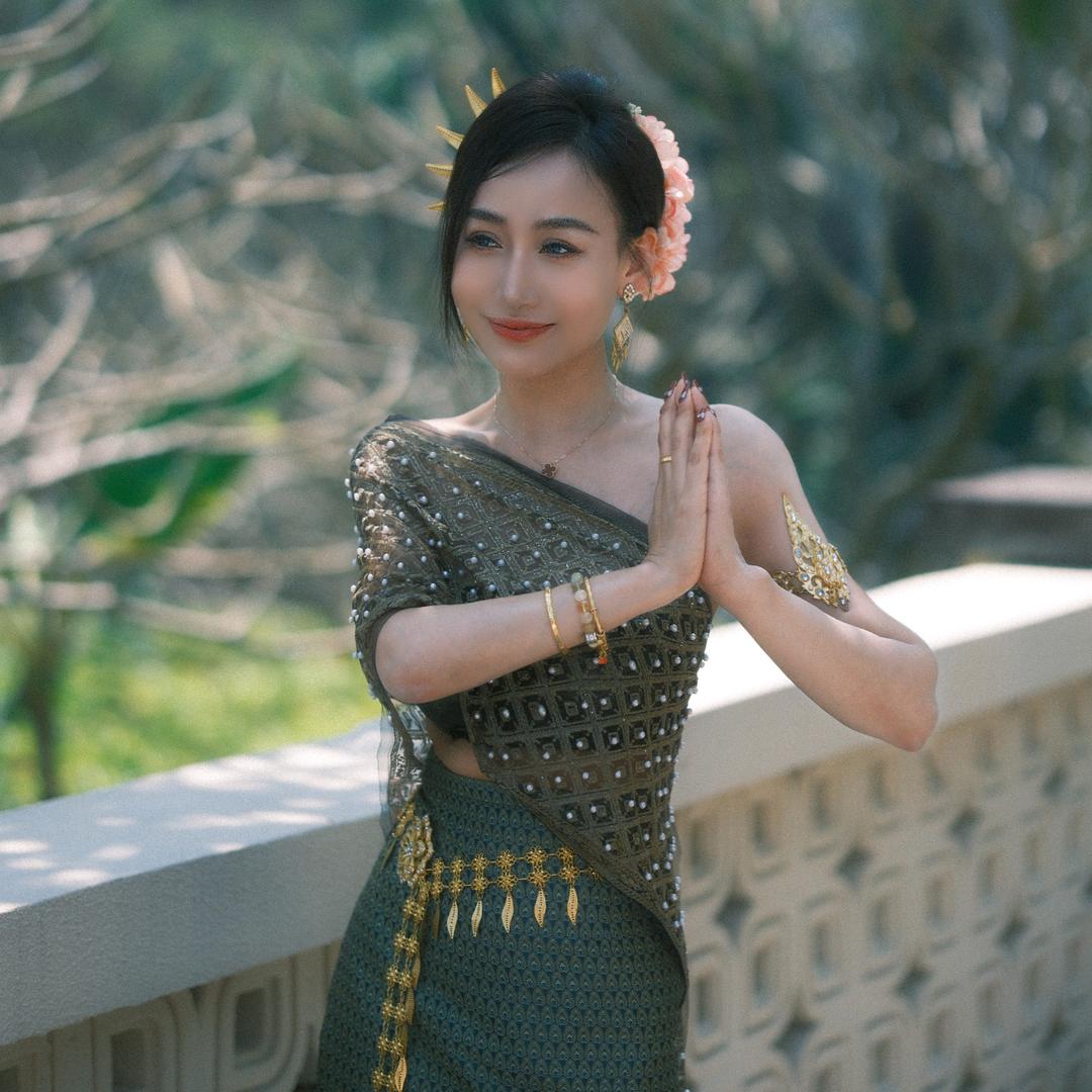 文烁