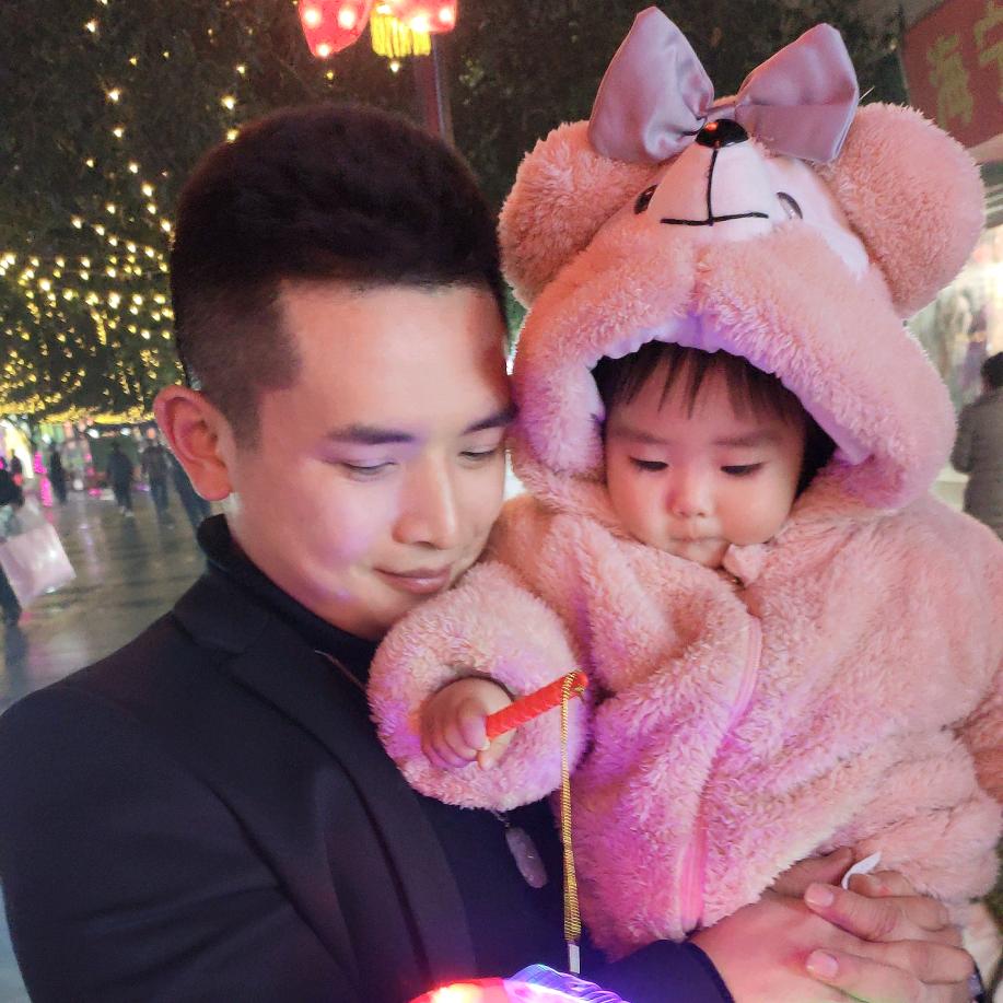 珠宝人（小万）