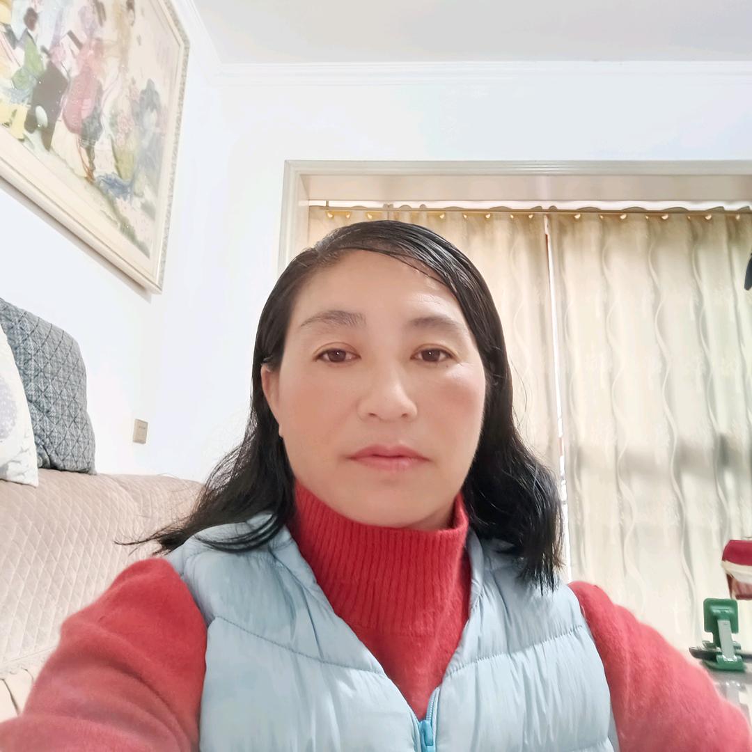 好开心 晚上八点十分开播