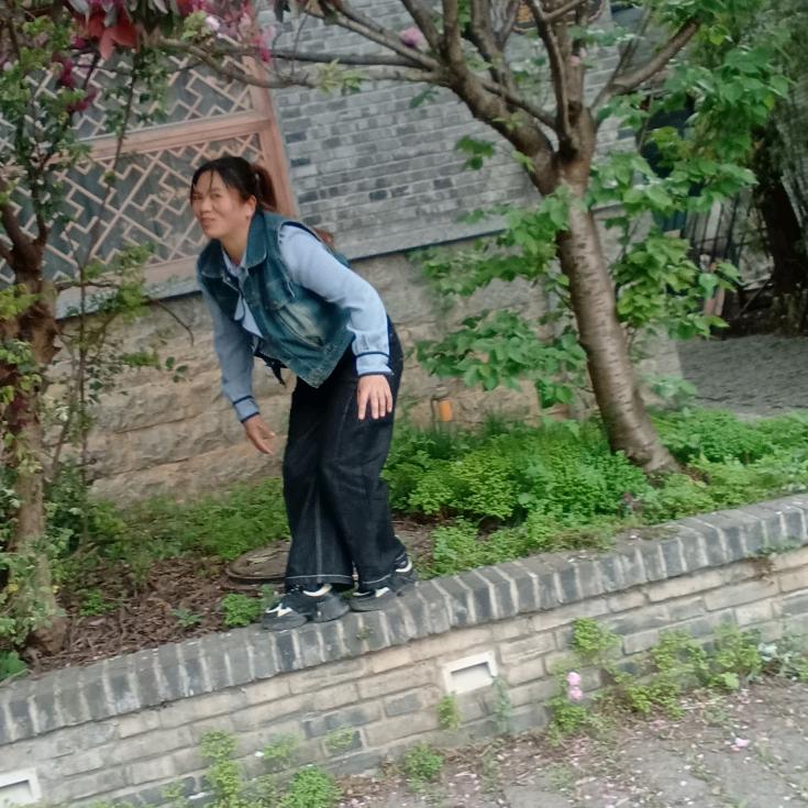 贵州搬砖妹 去橱窗看看 有你需要的下一单