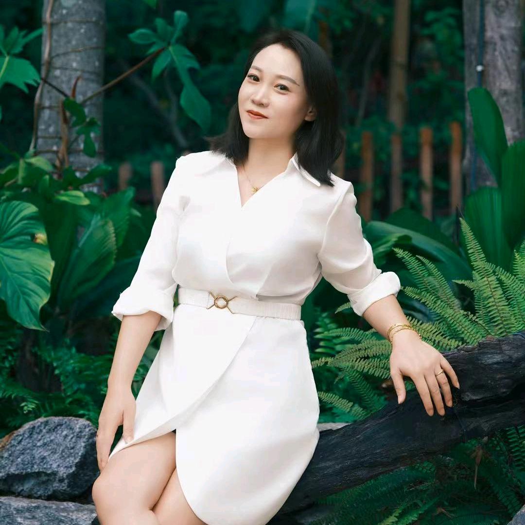 布依姑娘幺妹儿