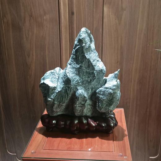 策马奔腾