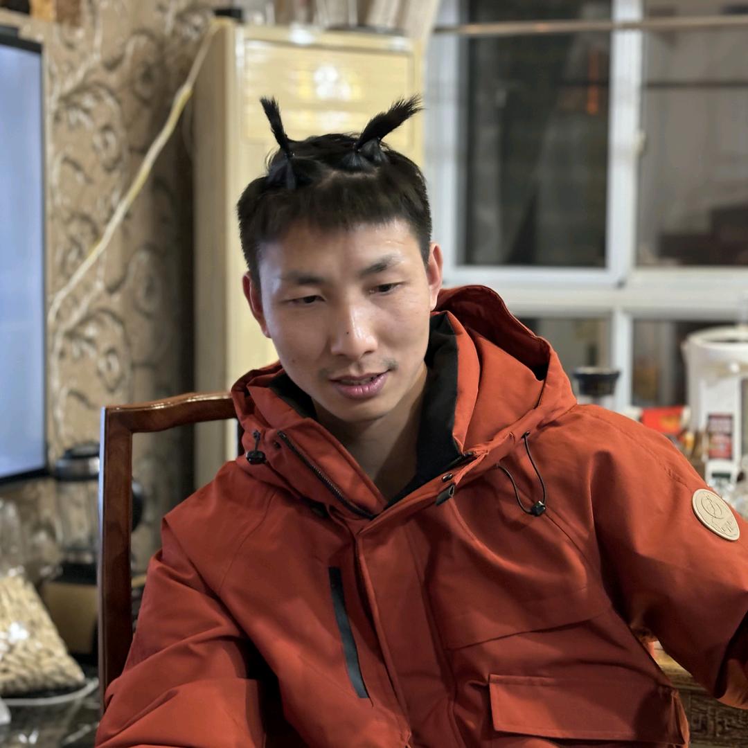 八块腹肌厨师长—沈湘香