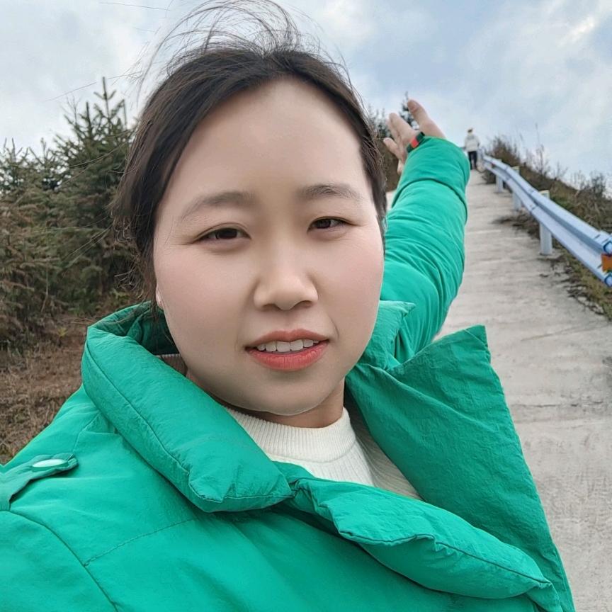 幸福平台饲料（花江店）小罗