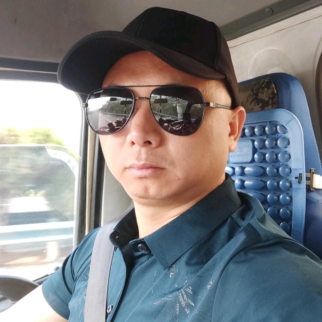 辉诚（广水人在武汉）