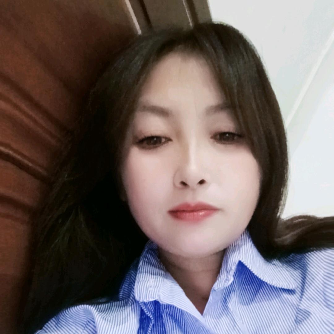 万孟群