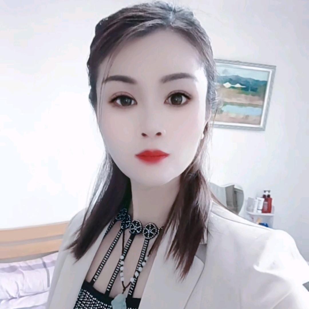 戚小君