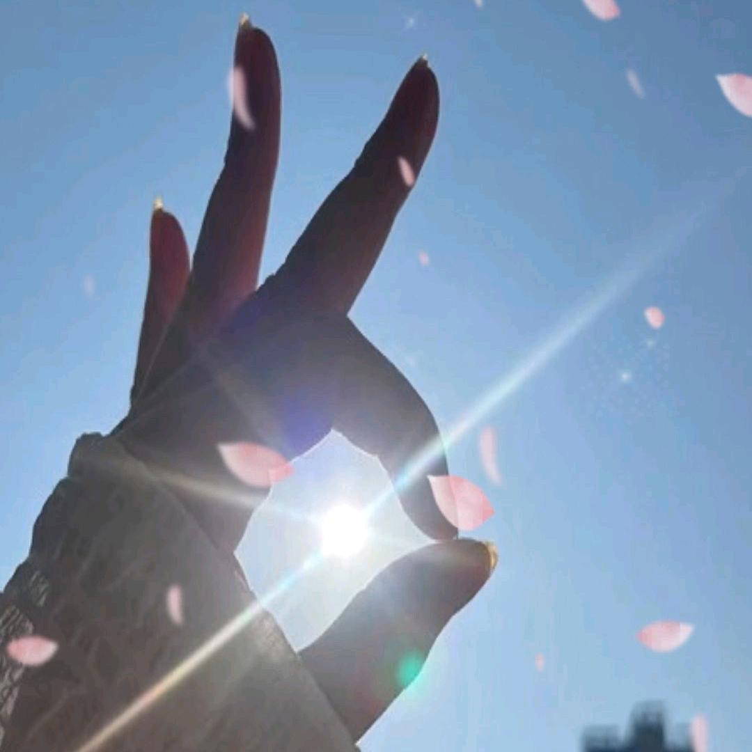 ✌️
