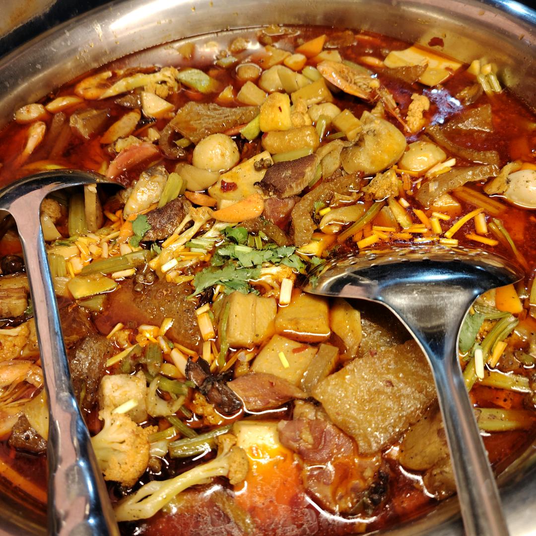 大席菜爱上了麻辣羊蹄