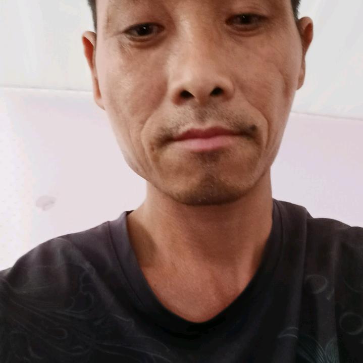 韦用文
