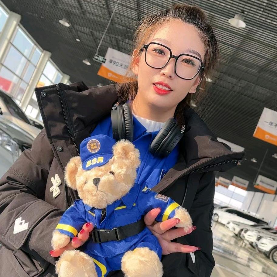 运通闫姑娘（度假中）