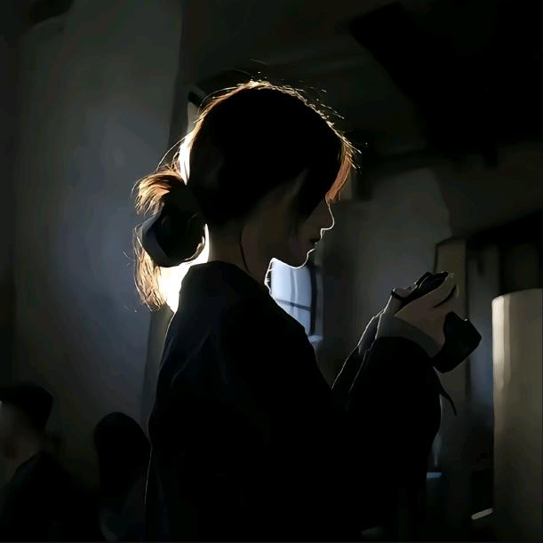 木子.