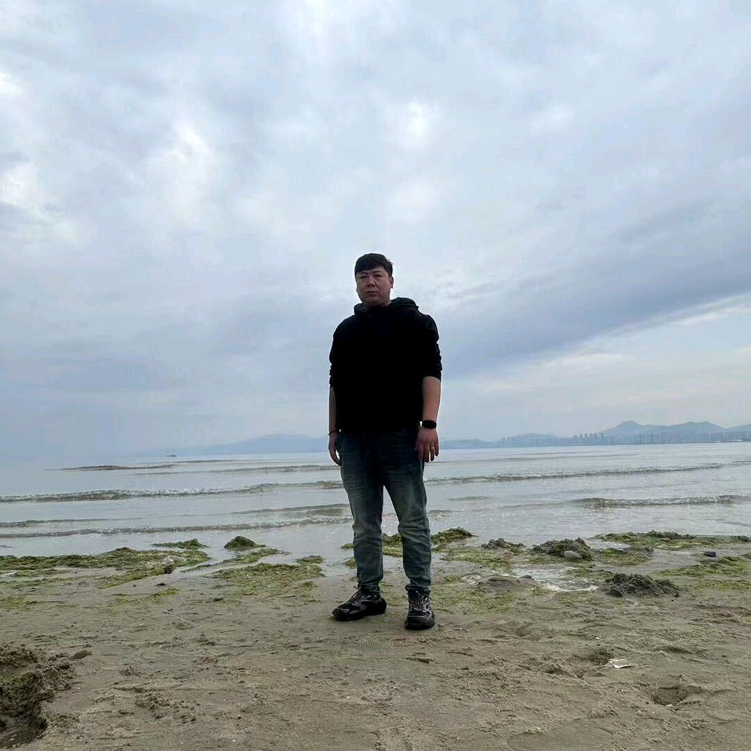 小队长灬峰哥