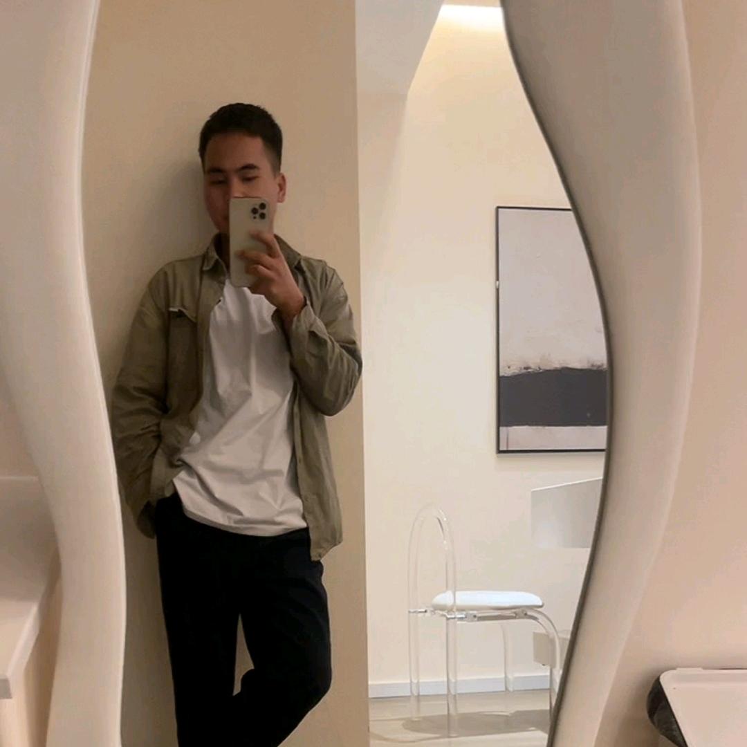 中缅边境村口二手，老嘿