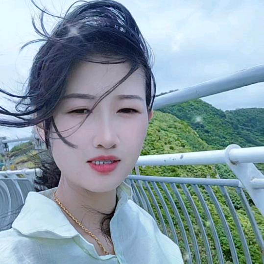 爱青